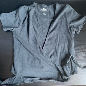 Holister tie front top